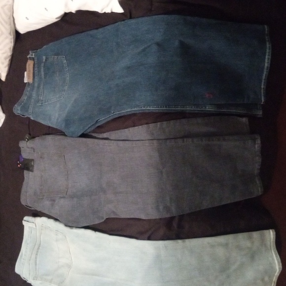 New Jeans - Picture 2 of 10